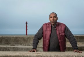 ITVBROADCHURCH SERIES 3Pictured :LENNY HENRY as Ed.This photograph is (C) ITV Plc and can only be reproduced for editorial purposes directly in connection with the programme or event mentioned above. Once made available by ITV plc Picture Desk, this photograph can be reproduced once only up until the transmission [TX] date and no reproduction fee will be charged. Any subsequent usage may incur a fee. This photograph must not be manipulated [excluding basic cropping] in a manner which alters the visual appearance of the person photographed deemed detrimental or inappropriate by ITV plc Picture Desk.  This photograph must not be syndicated to any other company, publication or website, or permanently archived, without the express written permission of ITV Plc Picture Desk. Full Terms and conditions are available on the website www.itvpictures.comFor further information please contact:Patrick.smith@itv.com 0207 1573044