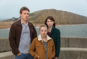 ITVBROADCHURCH SERIES 3Pictured:ANDREW BUCHAN as Mark,CHARLOTTE BEAUMONT as Chloe and JODIE WHITTAKER as Beth.This photograph is (C) ITV Plc and can only be reproduced for editorial purposes directly in connection with the programme or event mentioned above. Once made available by ITV plc Picture Desk, this photograph can be reproduced once only up until the transmission [TX] date and no reproduction fee will be charged. Any subsequent usage may incur a fee. This photograph must not be manipulated [excluding basic cropping] in a manner which alters the visual appearance of the person photographed deemed detrimental or inappropriate by ITV plc Picture Desk.  This photograph must not be syndicated to any other company, publication or website, or permanently archived, without the express written permission of ITV Plc Picture Desk. Full Terms and conditions are available on the website www.itvpictures.comFor further information please contact:Patrick.smith@itv.com 0207 1573044
